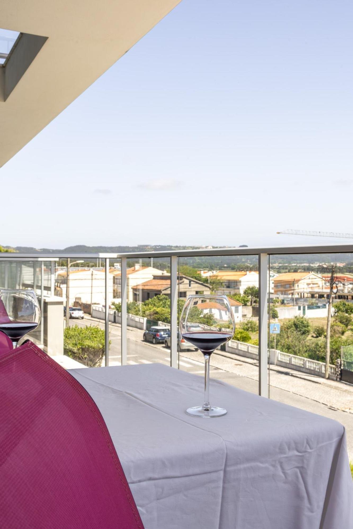 Sunrise - Com Vista Para A Vila São Martinho do Porto Eksteriør bilde